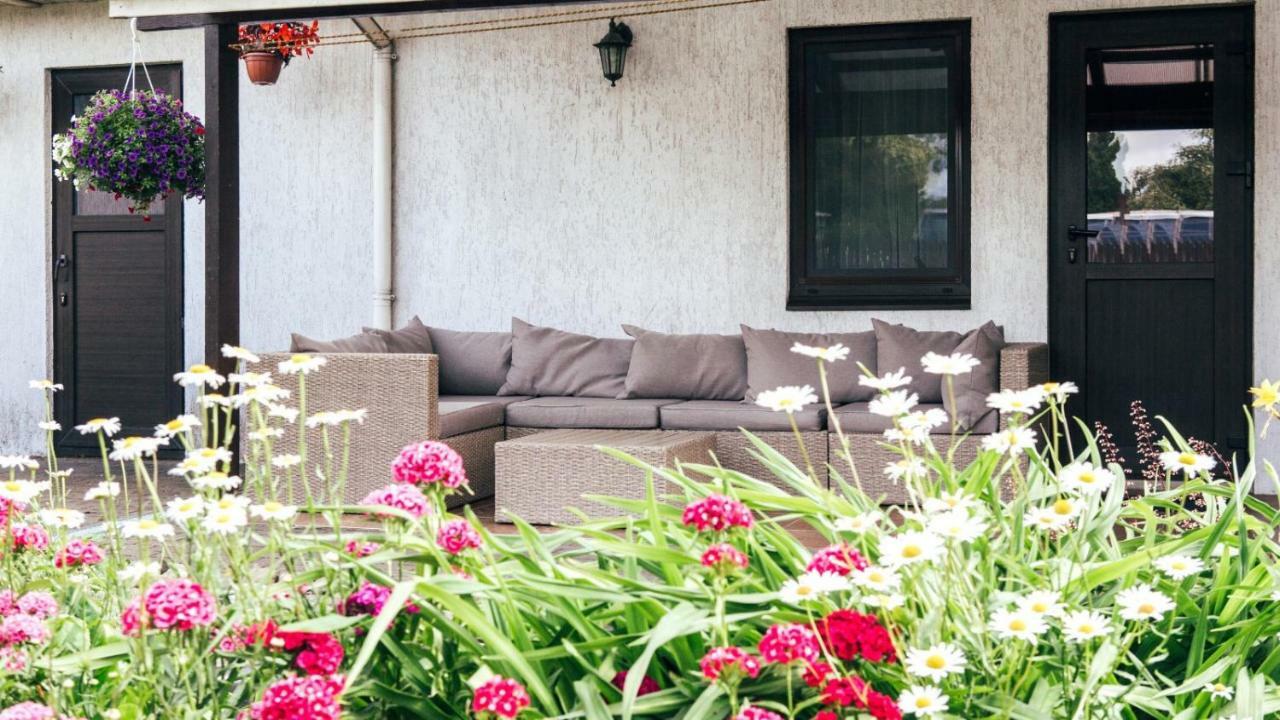 Flower Apartment Ventspils Dış mekan fotoğraf