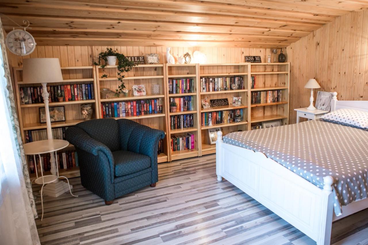 Flower Apartment Ventspils Dış mekan fotoğraf